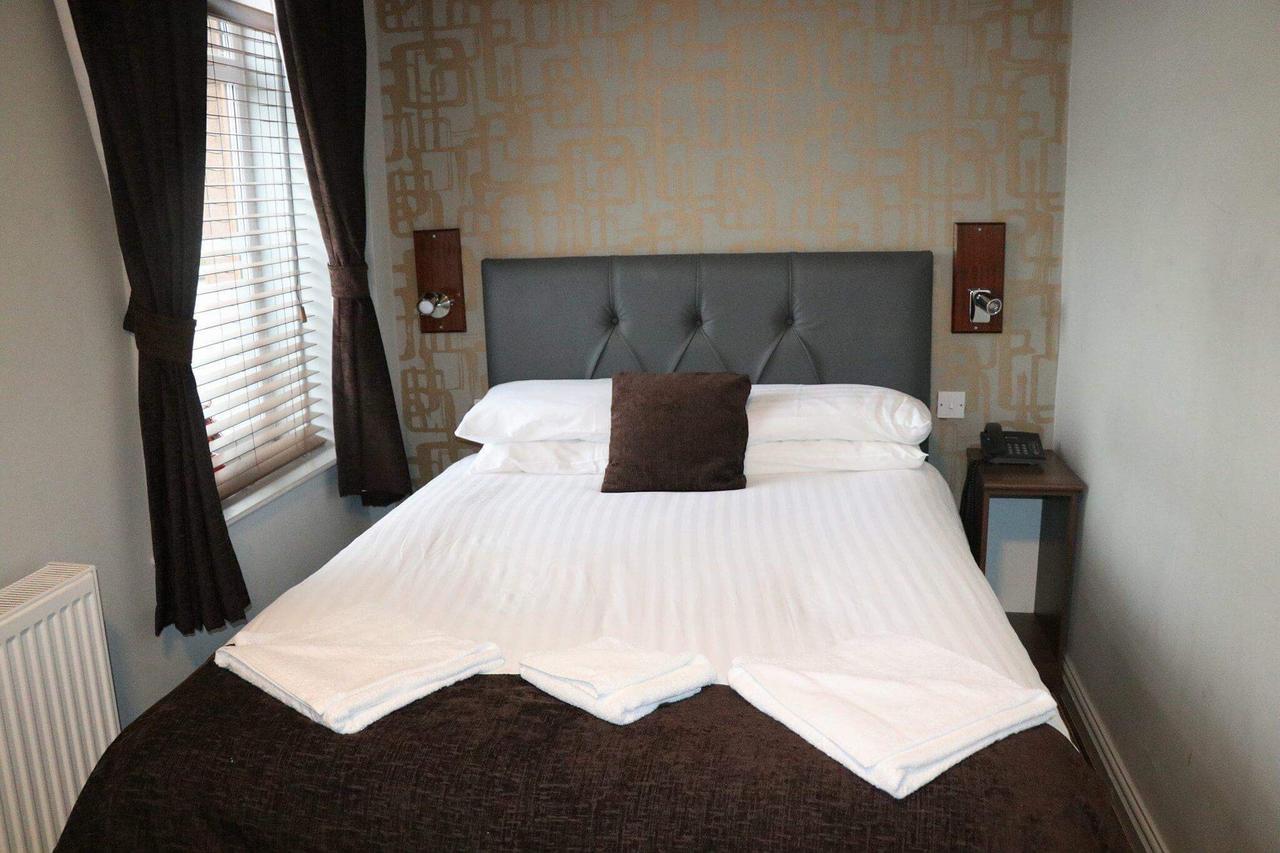 The Griffin Inn St Helens  Ngoại thất bức ảnh